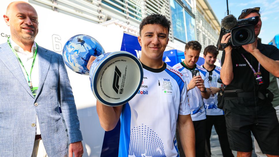 По малко от седмицата след като завоюва своя първи подиум във