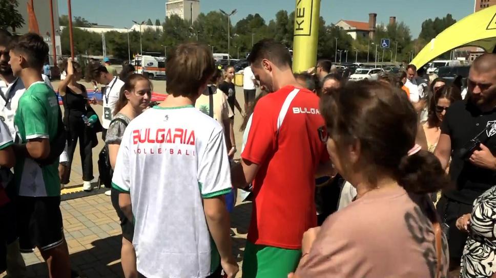Подгряването за бенефиса на Теодор Салпаров започна