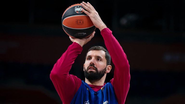 Една от звездите на баскетболния Барселона Никола Миротич е близо