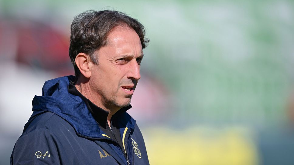 Орела хвърли оставка и каза: Нямаме кой да ни подава с две ръце топката