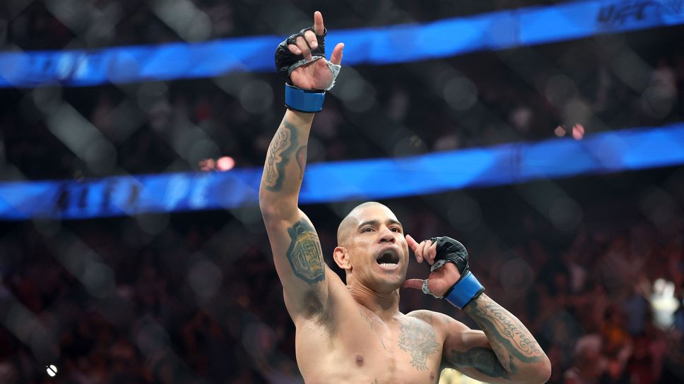 Само за 80 секунди! Перейра нокаутира Анкалаев и си върна титлата!