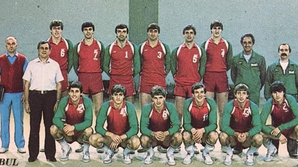 Преди 40 години: Великолепният тим на България с бронз на световното във Франция