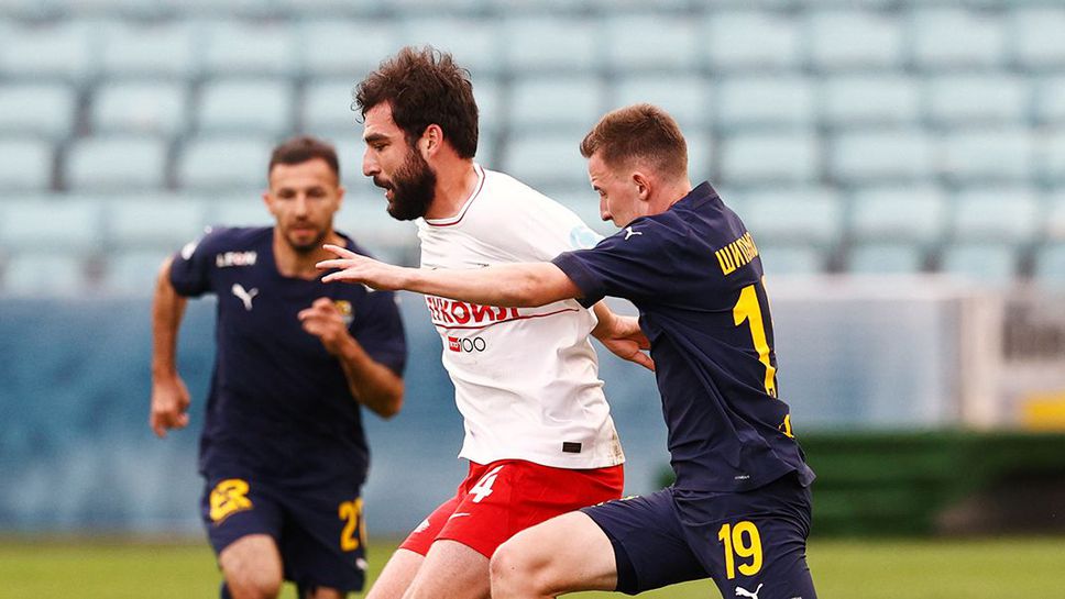 Сочи отново подложи крак на Спартак (М), Ахмат нанесе първа загуба на Зенит