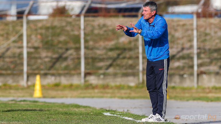 Едноименният тим на Севлиево играе в неделя срещу втория отбор
