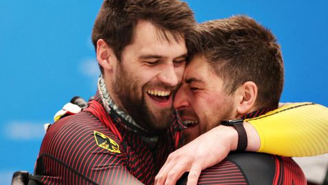 Олимпийски медалист по бобслей сложи край на кариерата си