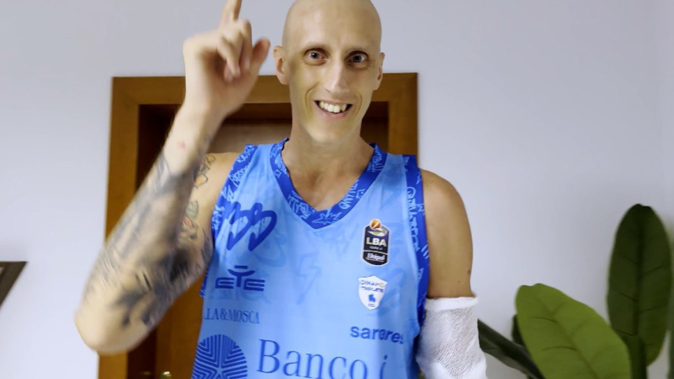 Италианският баскетболист Акиле Полонара победи рака преди две години но