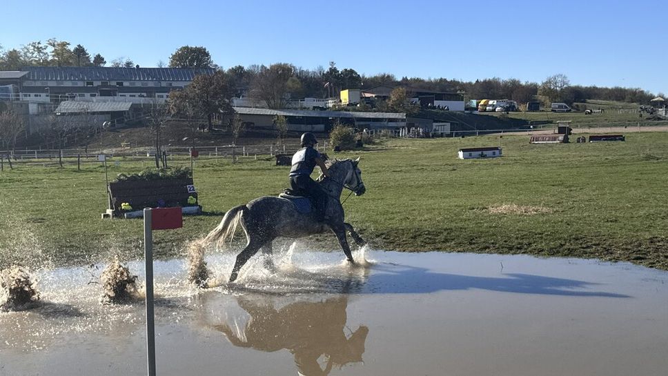 По два медала за Елена Касакова и Ирина Никилова на Държавното по всестранна езда