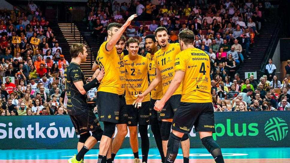 Капитанът на националния отбор на България Алекс Грозданов и шампионът