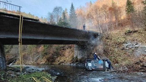 Зрелищна катастрофа извади Мартин Сурилов от рали „Арджеш“