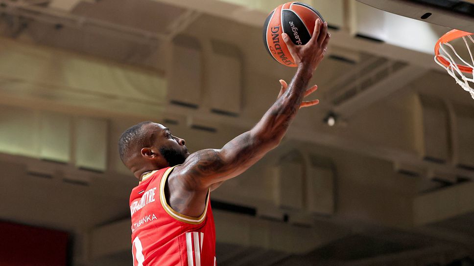 Новакът Дубай сложи край на серията от 7 поредни победи