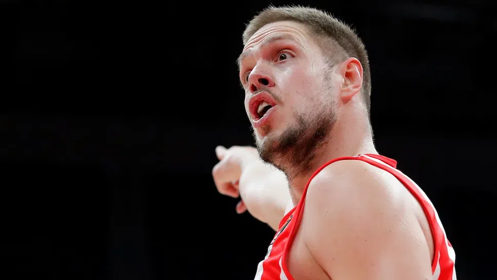 Бившият баскетболен национал на Сърбия Владимир Стимац е много активен