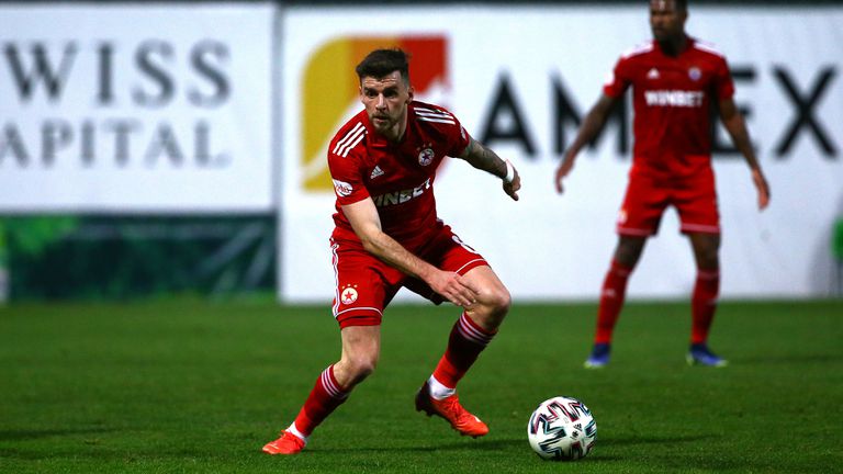  Греъм Кери идва при “червените ” в Турция 