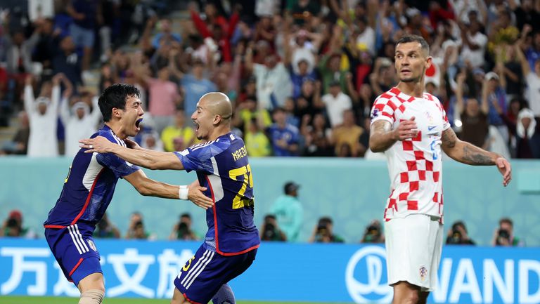 На почивката: Япония 1:0 Хърватия (гледайте тук)