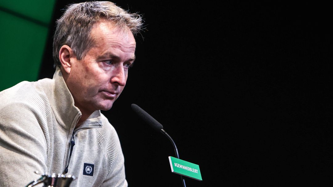 Наставникът на Леверкузен не отдава голямо значение на треньорската смяна в Аугсбург