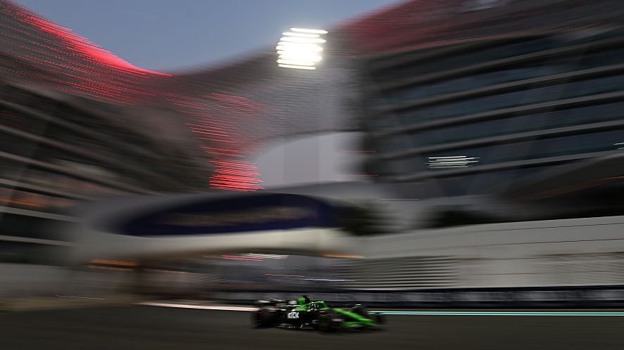 Атмосферните условия в Абу Даби обикновено не са трудни за