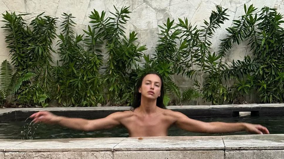 Супермоделът Ирина Шейк отново остана чисто гола този път под