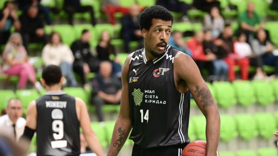 Баскетболистът на Локомотив Пловдив Кхалил Милър стана MVP на месец