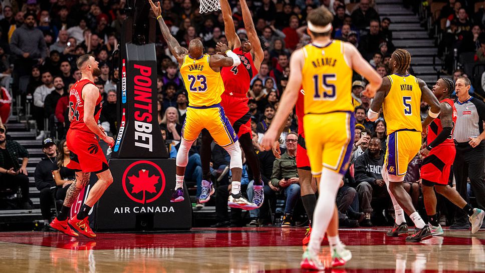 Серията от 1297 поредни мача от редовния сезон на Националната