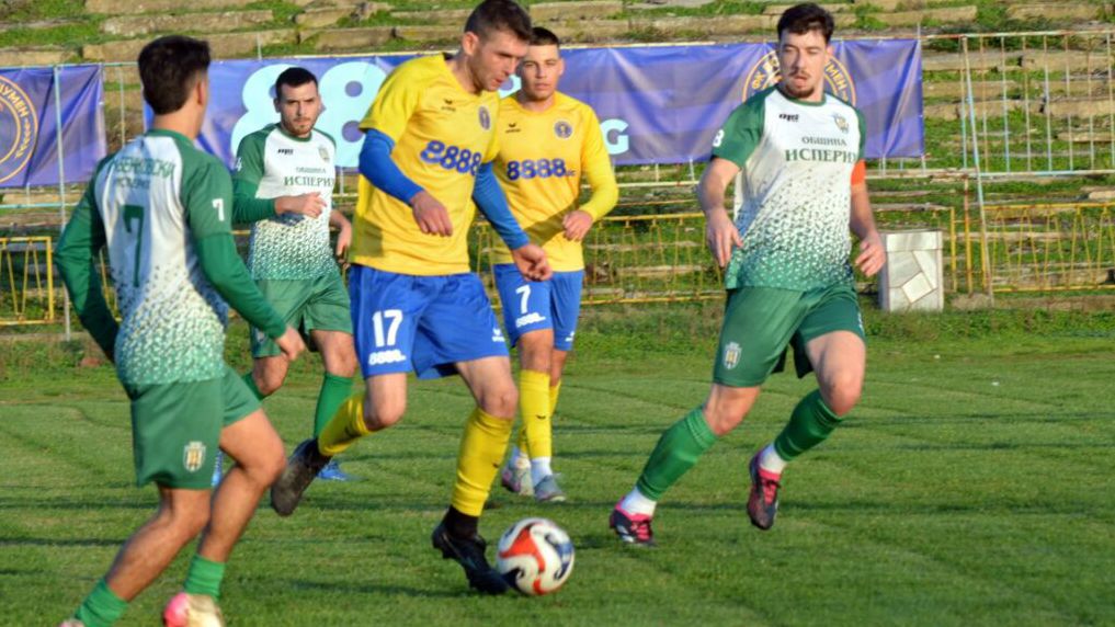 Насрочиха старта на Бенковски