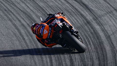 КТМ стартира тестовете на писта на новия си 850-кубиков двигател с MotoGP