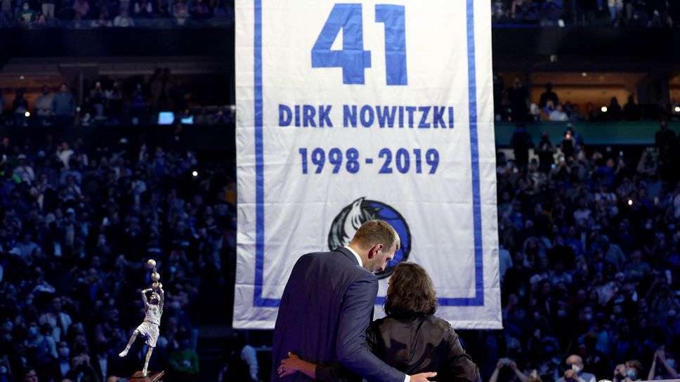 Джейсън Кид: Дирк, даваме ти 10-дневен договор, връщаш ли се?