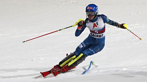 Женският слалом за Световната купа във Флахау бе отменен