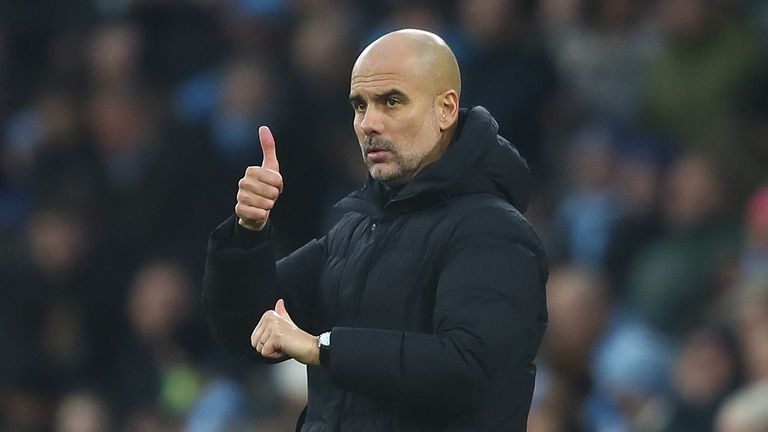  Гуардиола и още 21 индивида от първия отбор на Ман Сити в изолираност 