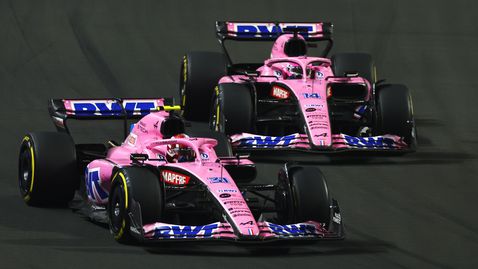  Алпин: Окон би трябвало да бъде по-внимателен с борбите си със съотборниците си 