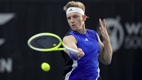 Фонсека и Фокина стигнаха финала Базел