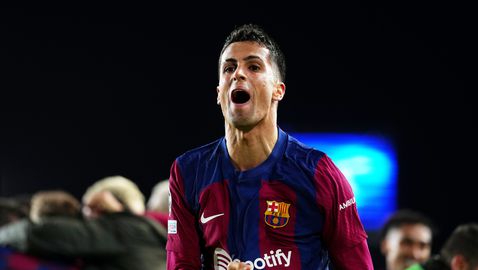  Има договорка: Жоао Кансело се завръща в Барселона 