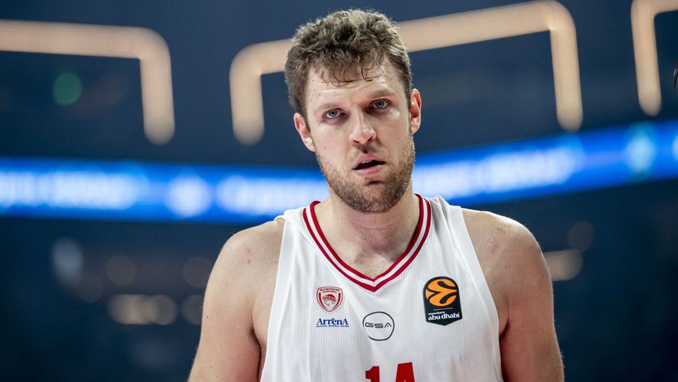 Българският национал Александър Везенков е под въпрос за днешното домакинство