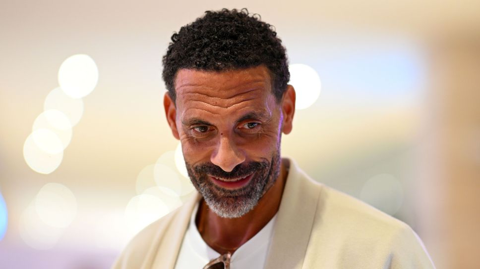 Рио Фърдинанд шесткратен шампион на Англия с Манчестър Юнайтед предложи