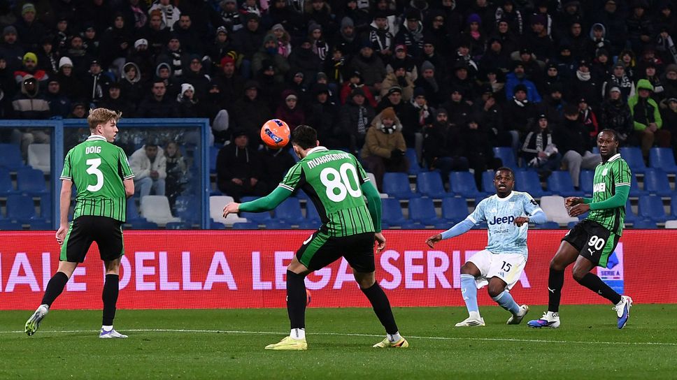 На почивката: Сасуоло 0:1 Ювентус