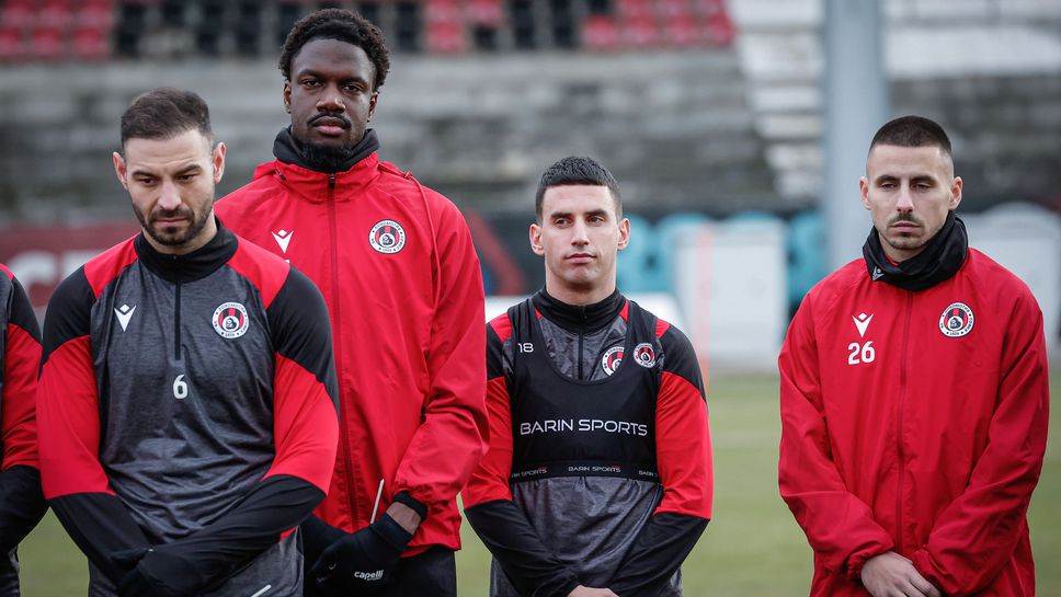 Иван Лагунджич е първото ново попълнение на Локомотив София Договорът