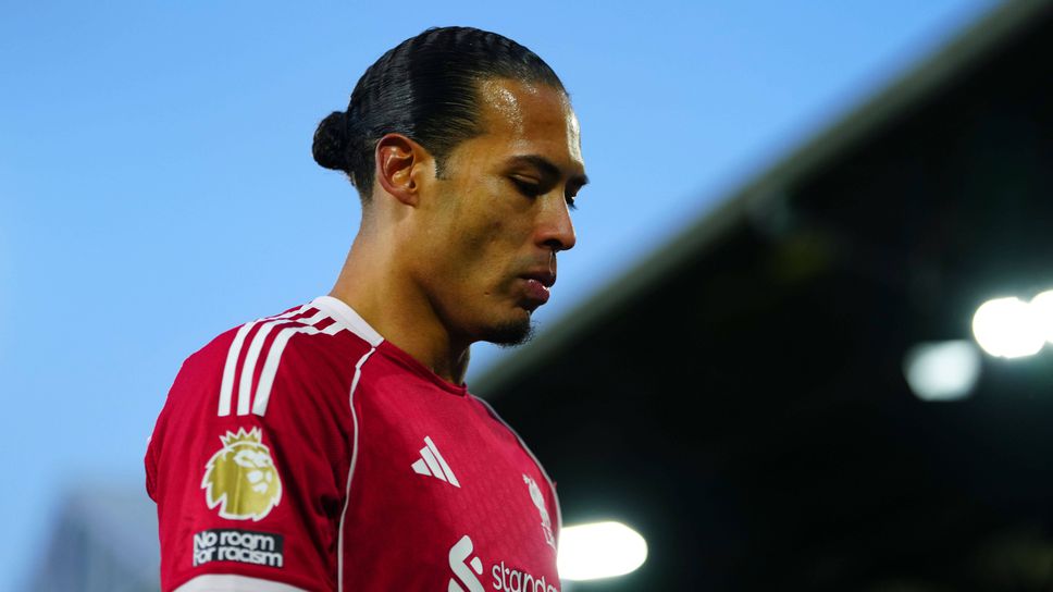 Вирджил ван Дайк не вярва че футболистите на Ливърпул играят