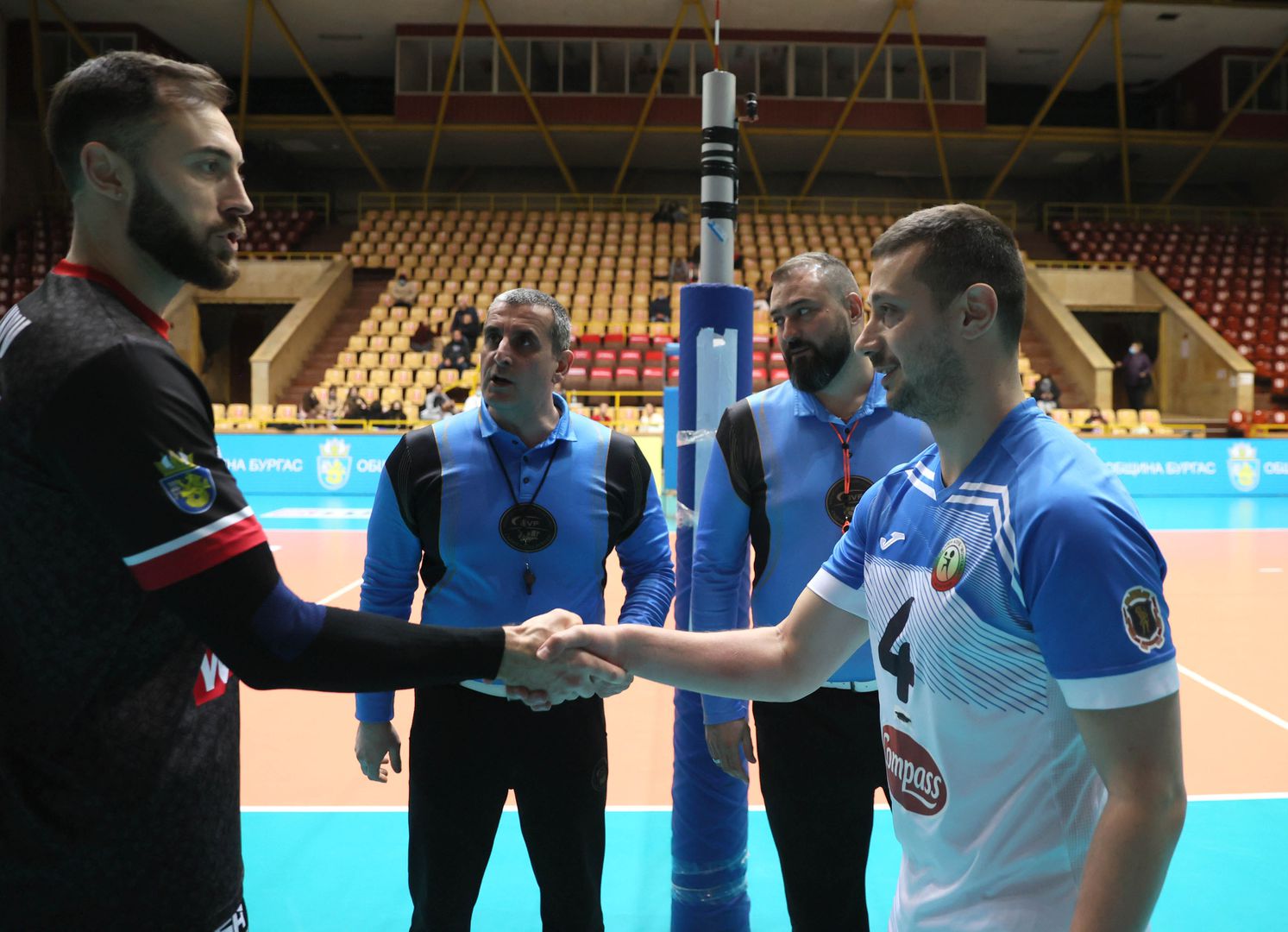 Efbet Супер Волей: Нефтохимик 2010 (Бургас) - Монтана