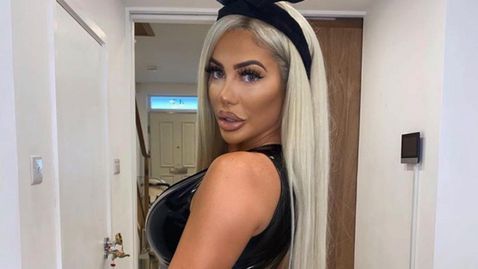 Инстаграм vs. реалност! Риалити звезда стана за смях заради фотошоп