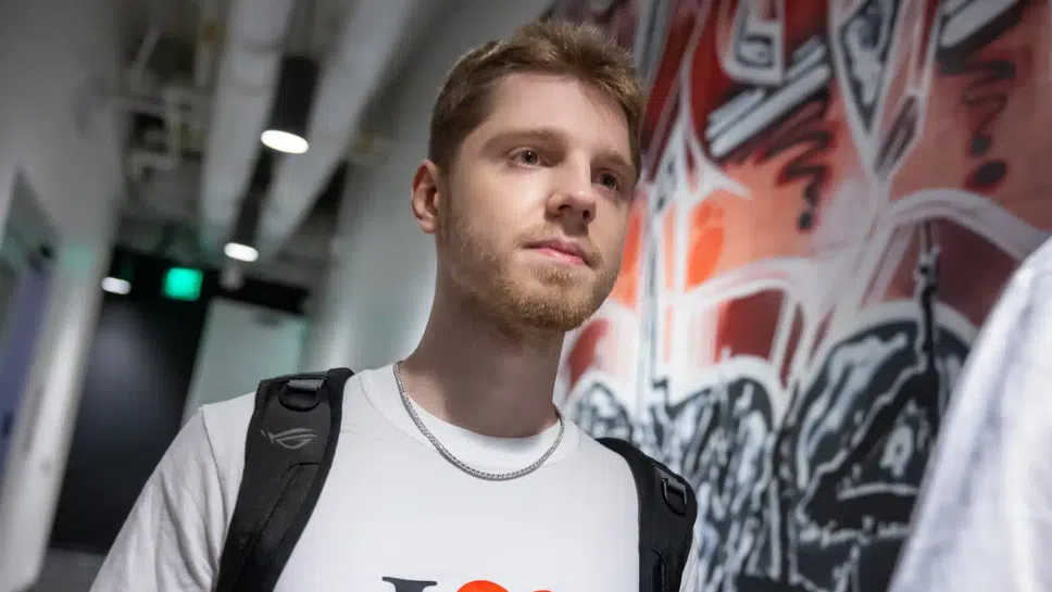 Отборът на ENVY привлече Максимилиан Demon1 Мазанов в състава си по VALORANT за сезон 2026