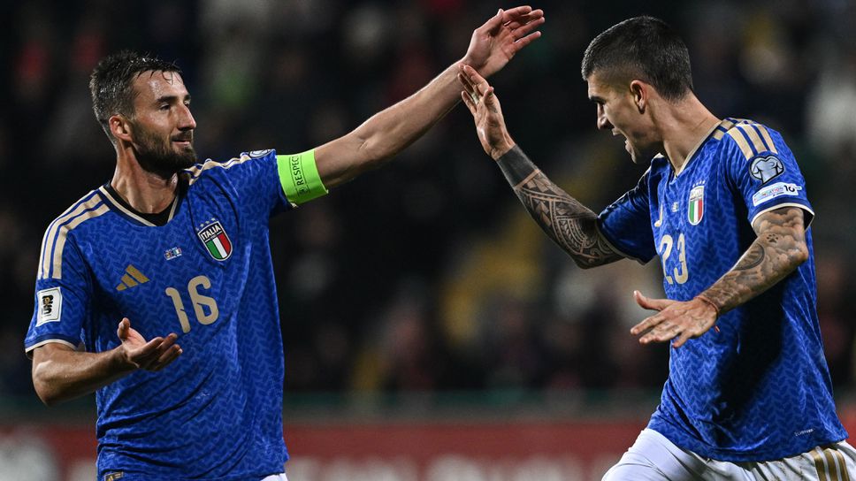 Двама от основните футболисти на Рома Джанлука Манчини и Браян