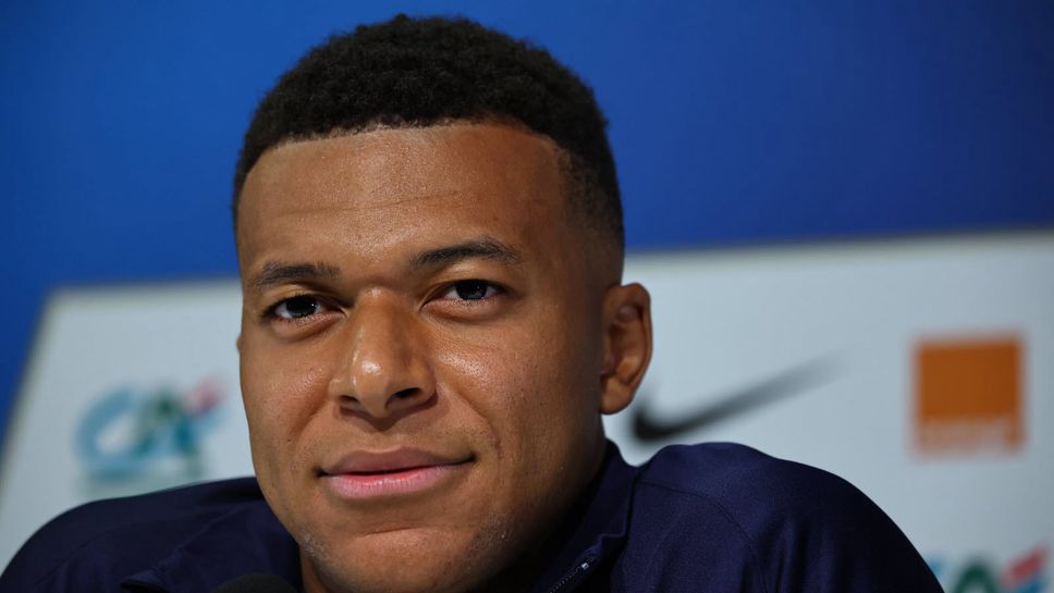 Съдебни изпълнители са посетили офиса на Пари Сен Жермен днес