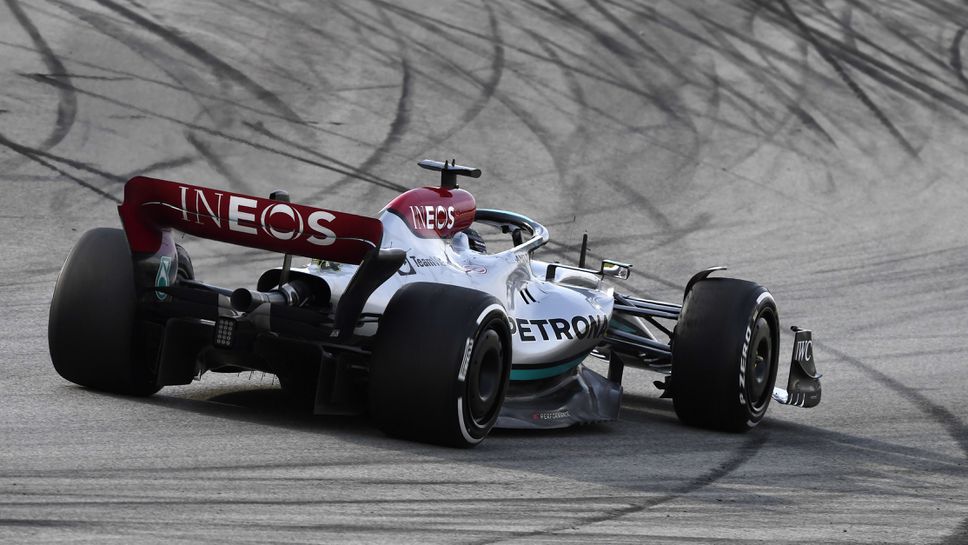 Хамилтън открива тестовете за Мерцедес утре