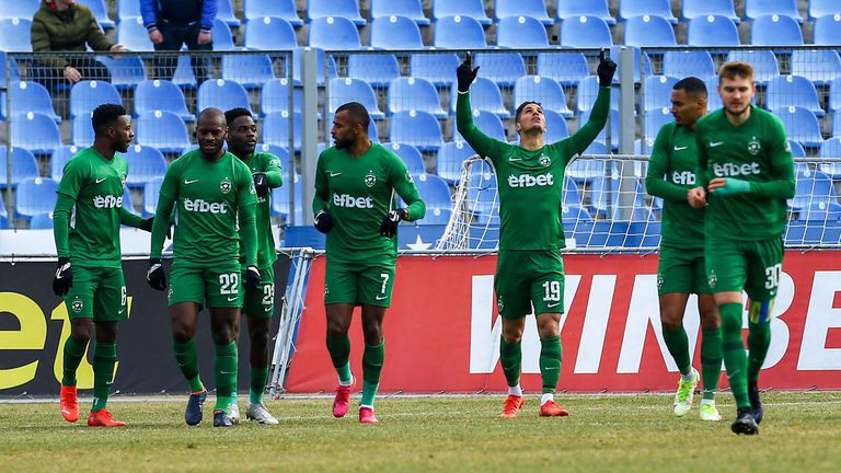 Днес в 17 00 часа е срещата между и от 22 ия