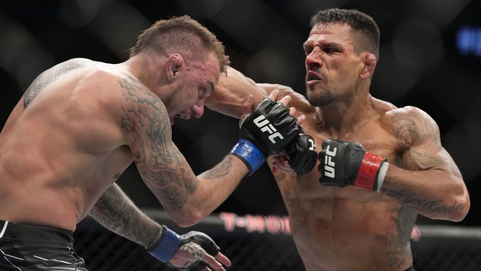 Рафаел дос Аньос се справи със сърцатия Ренато Мойкано в бразилската битка на UFC 272