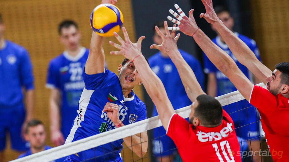 Левски отново разгроми лидера ЦСКА и влезе в тройката на НВЛ