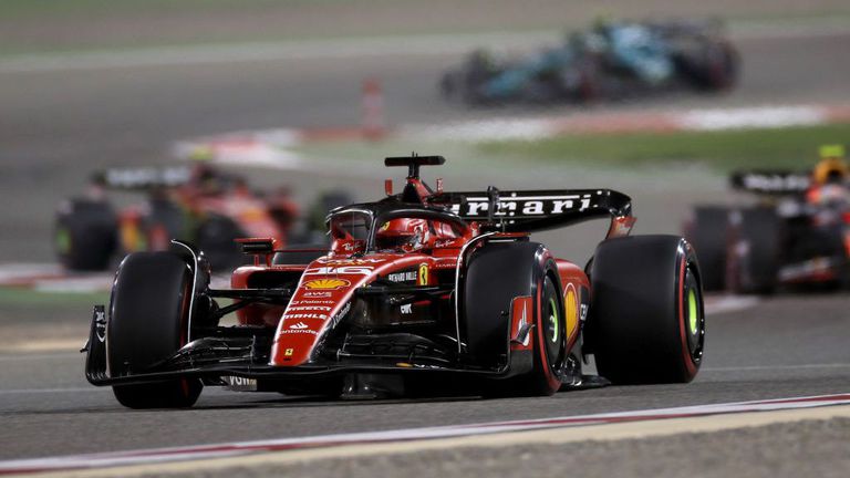 Шарл Леклер с Ферари отпадна от третото място в Гран