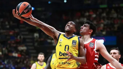 Фенербахче превзе Милано с гръм и трясък