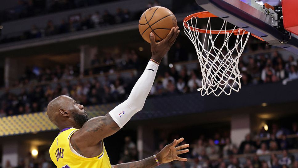 ЛеБрон с историческо постижение при загуба на Лейкърс от Денвър