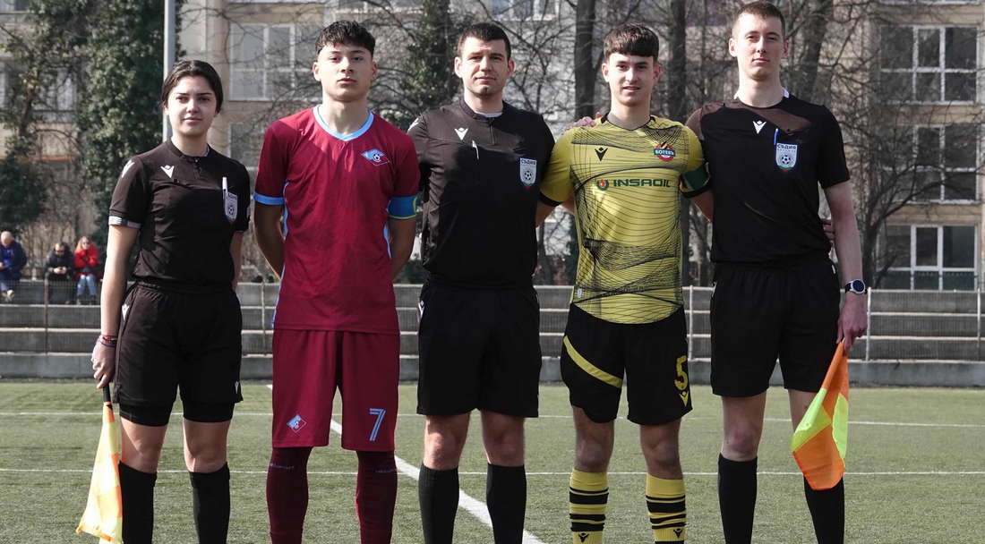 Ботев разби Септември като гост при 15-ките