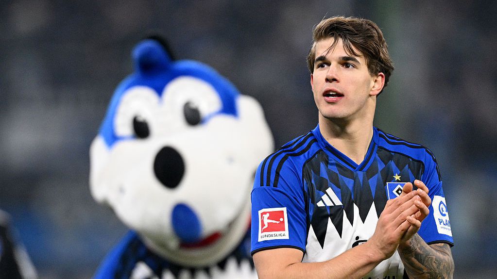 В Барселона продължават да искат играч на Тотнъм, който няма мач за "шпорите"