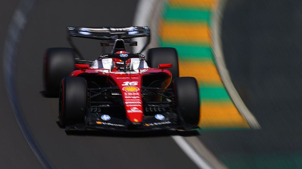 Леклер и Хамилтън начело в първата тренировка в Австралия